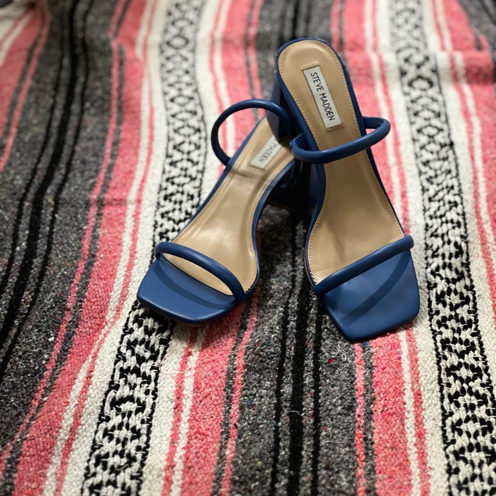 Cobalt blue, block heel, square-toe sandal.